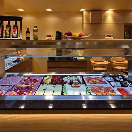 Best Western Plus, Bathurst Hotel & Suites Εξωτερικό φωτογραφία