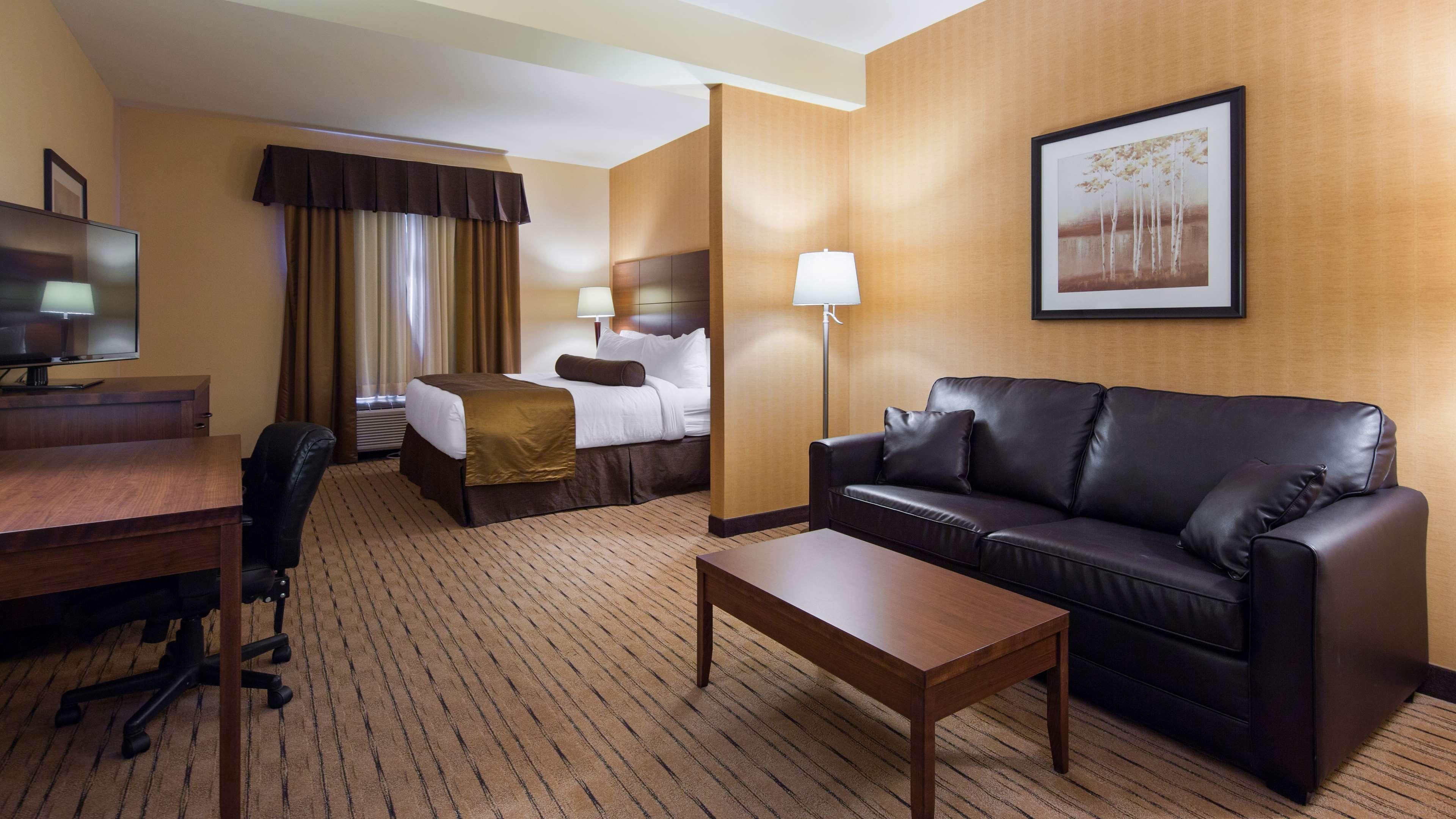 Best Western Plus, Bathurst Hotel & Suites Εξωτερικό φωτογραφία