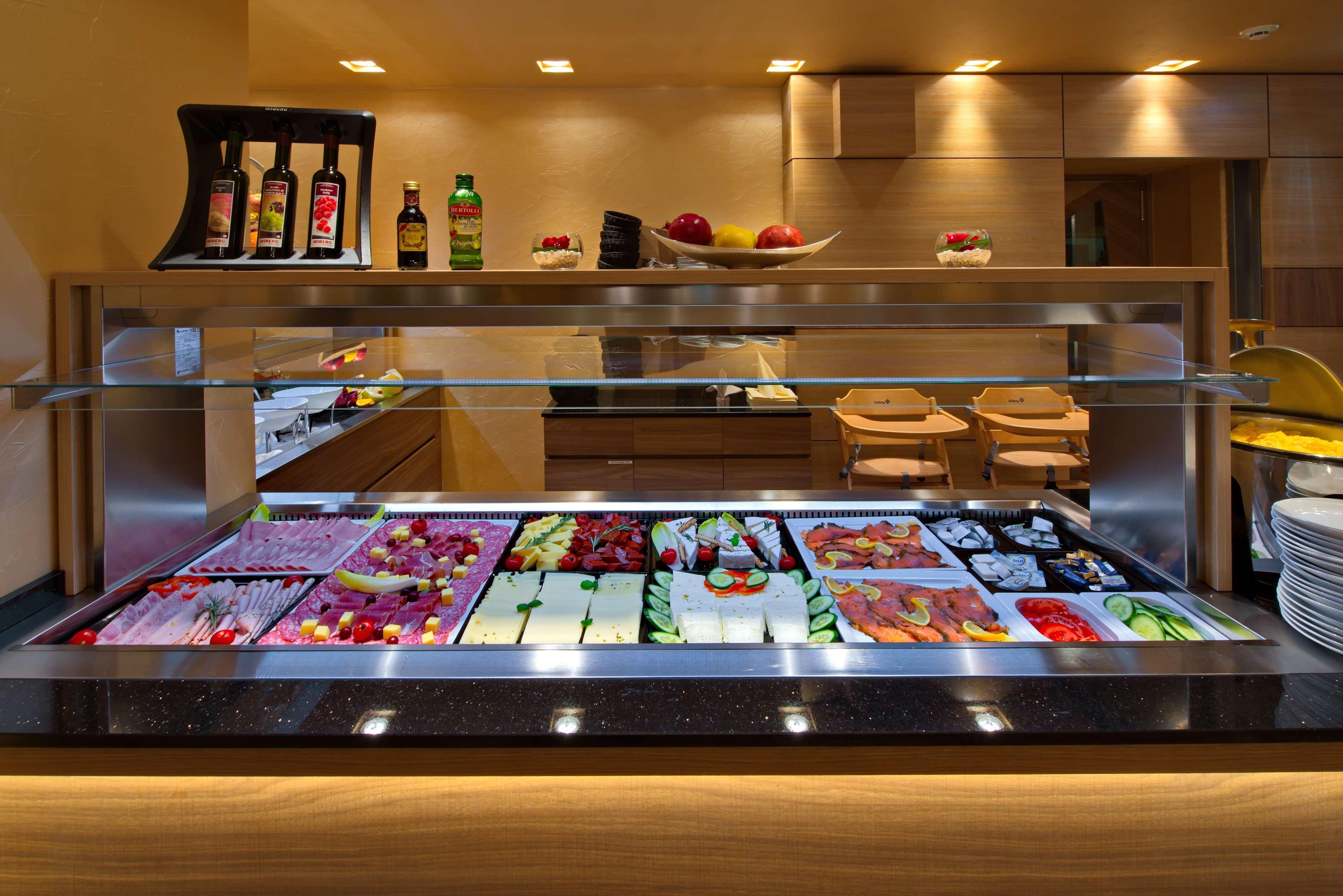 Best Western Plus, Bathurst Hotel & Suites Εξωτερικό φωτογραφία
