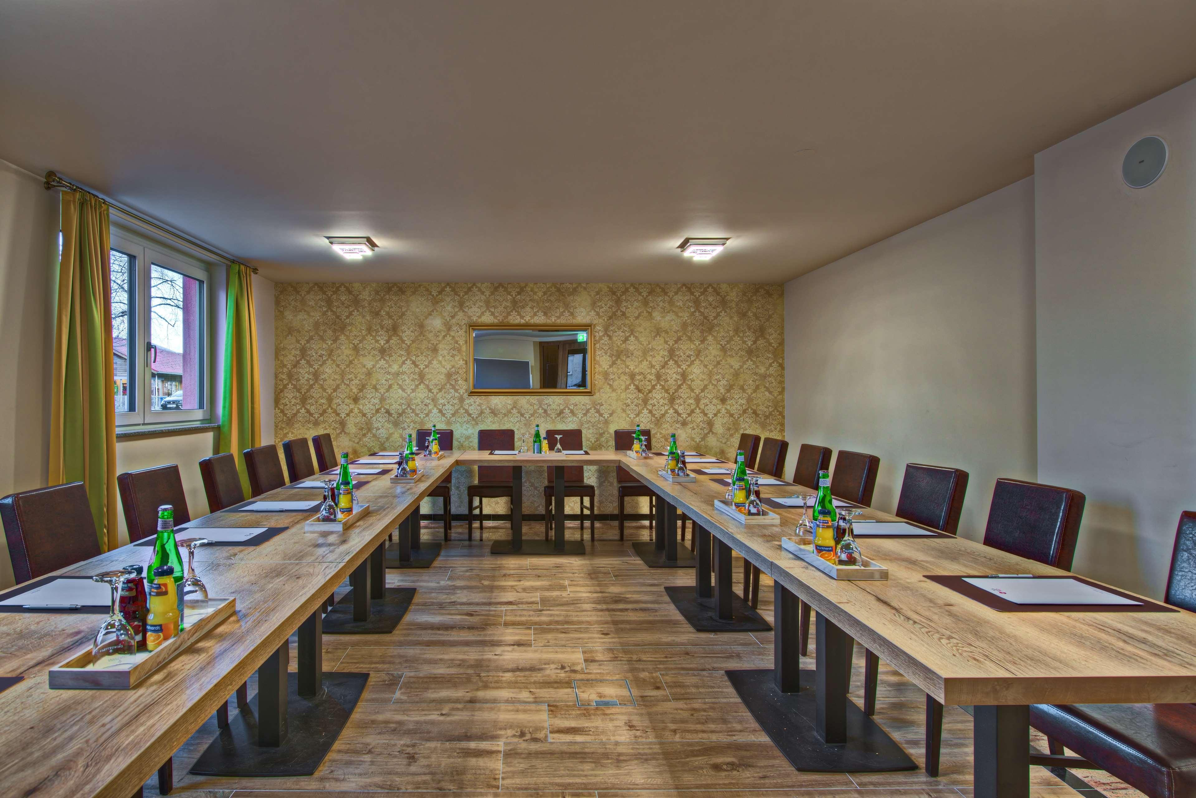 Best Western Plus, Bathurst Hotel & Suites Εξωτερικό φωτογραφία