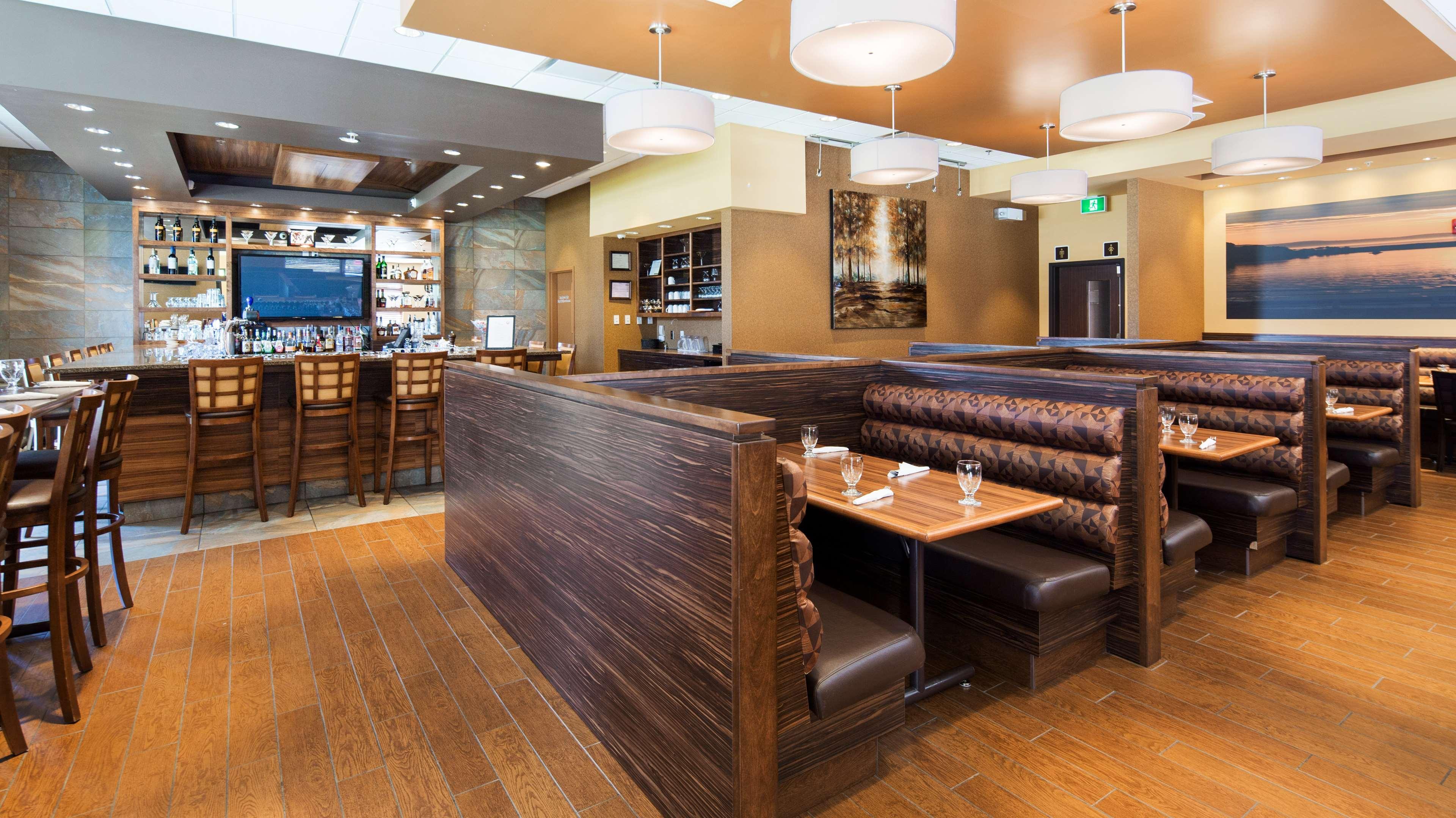 Best Western Plus, Bathurst Hotel & Suites Εξωτερικό φωτογραφία